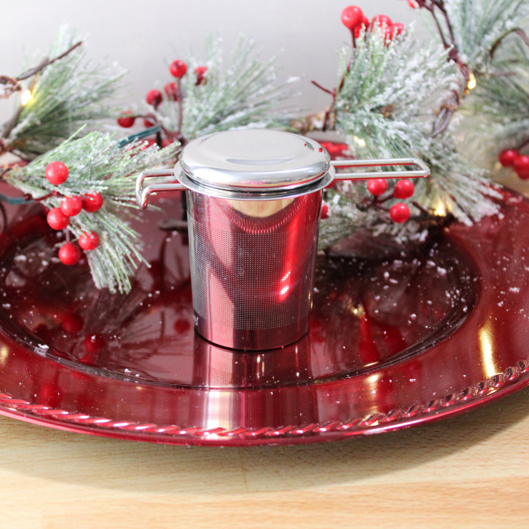 Christmas 4-Piece Tea Set